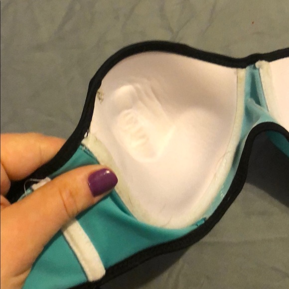 NWT Colorblock Cross-strap Bathing Suit Top - Picture 2 of 4